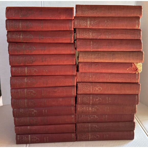 1931 Funk & Wagnalls New Standard Encyclopedia set of 24 Volumes & Yearbook 1932 - Picture 1 of 10